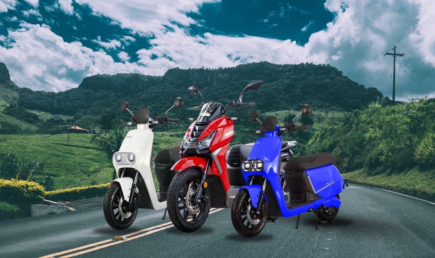 launch-lineup-electric-motorcycle-mountain